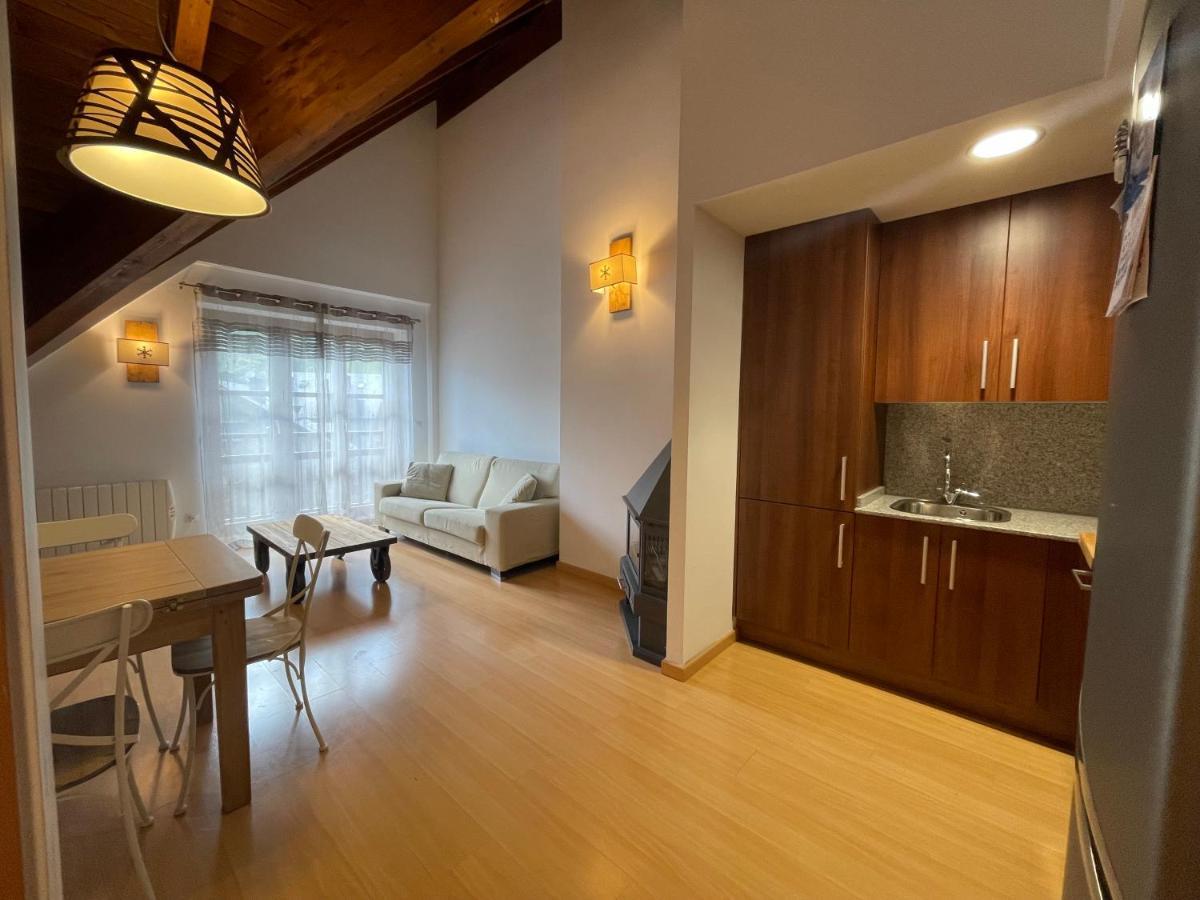 Appartement B31 - Urb. La Coma 3º - Villmor à Benasque Extérieur photo